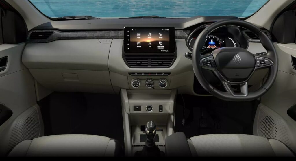 New Renault Triber 2025 dashboard